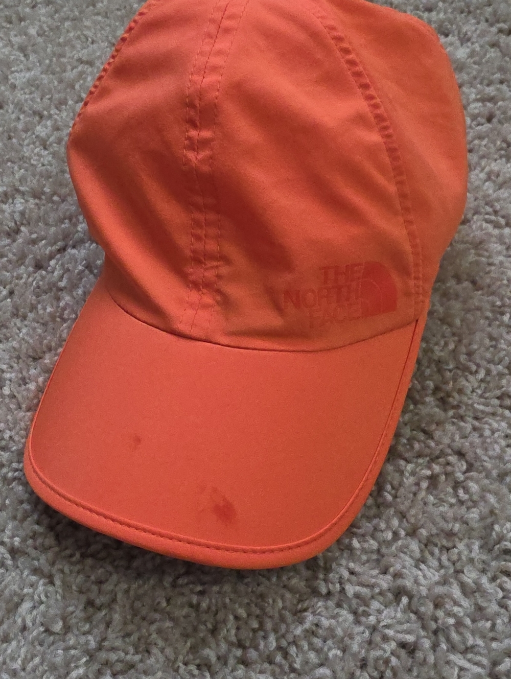 The North Face Bright Orange Cap with Subtle Logo Unisex S/P-M/M 100% Polyester